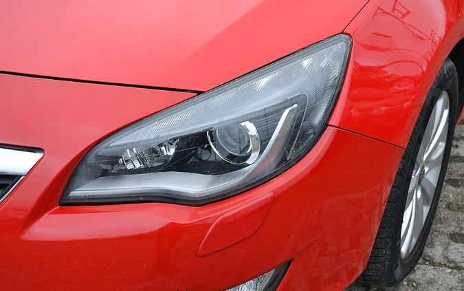Opel Astra cena 26800 przebieg: 178241, rok produkcji 2011 z Dąbrowa Górnicza małe 254